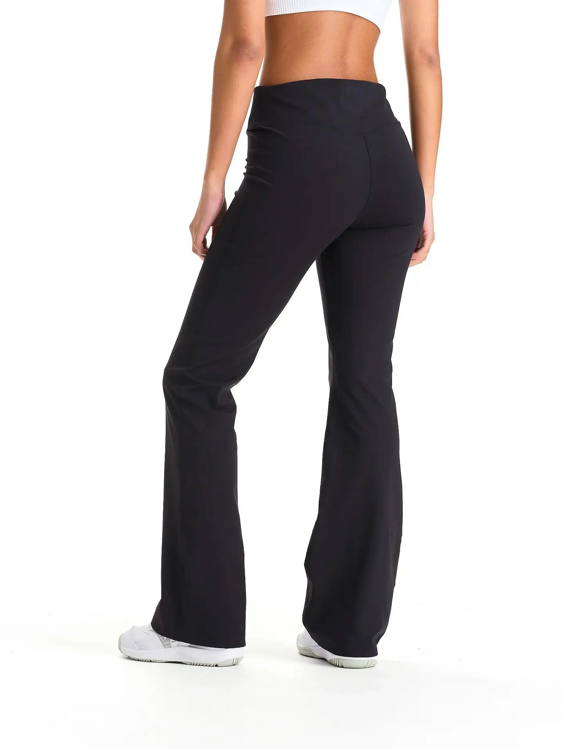 Online GRATITUDE flare tights, utslengte treningstights, dame Soft Black