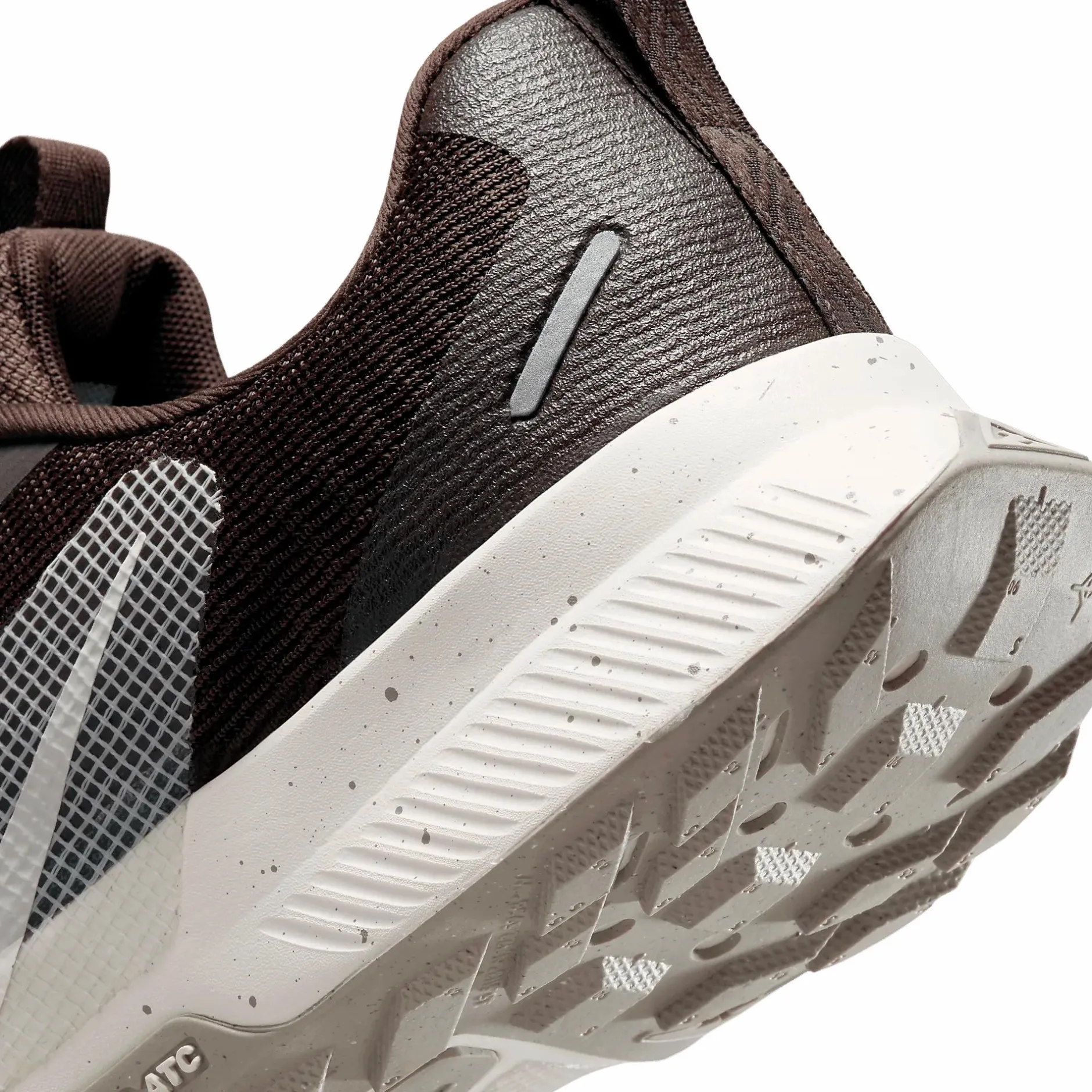 Best NIKE juniper trail 3 men's trail Brown/grey